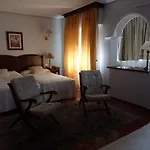 Ξενοδοχείο Aranda 2*