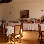 Ξενοδοχείο Aranda 2*