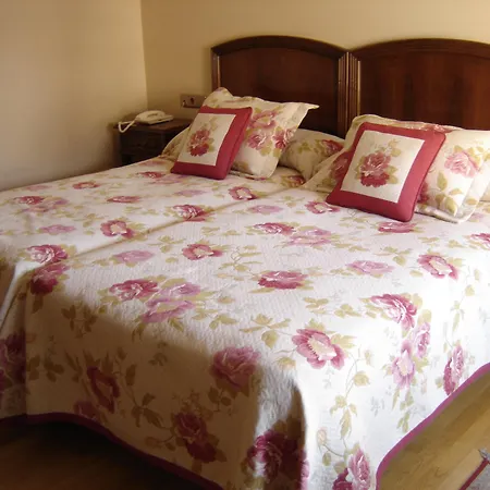Aranda Hotel 2*