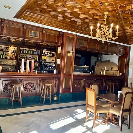 Aranda Hotel