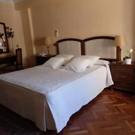 Aranda Hotel