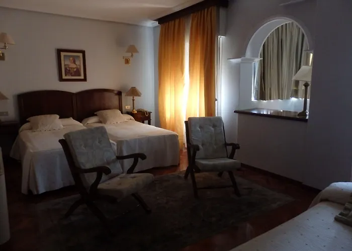 Отель Aranda 2*