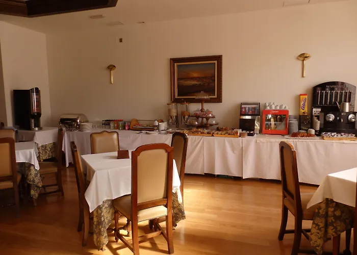 Отель Aranda 2*